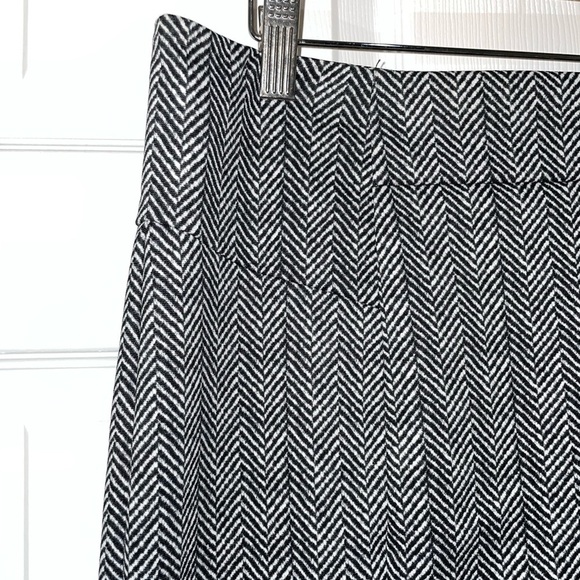 MICHAEL KORS Herringbone Black & White Pencil Skirt Large - Picture 3 of 7